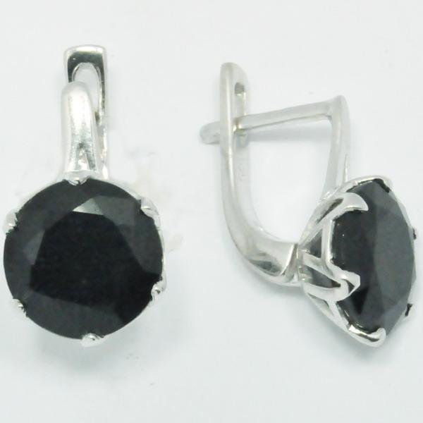 Серьги с сапфиром корундом  из серебра 925 пробы