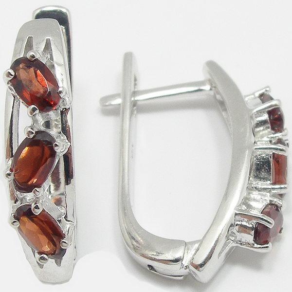 Серьги с гранатом из серебра
